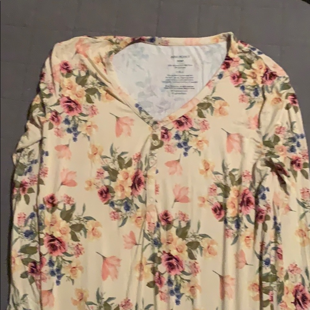 Posh peanut night gown nursing friendly